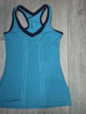 Lululemon Tank Size 6